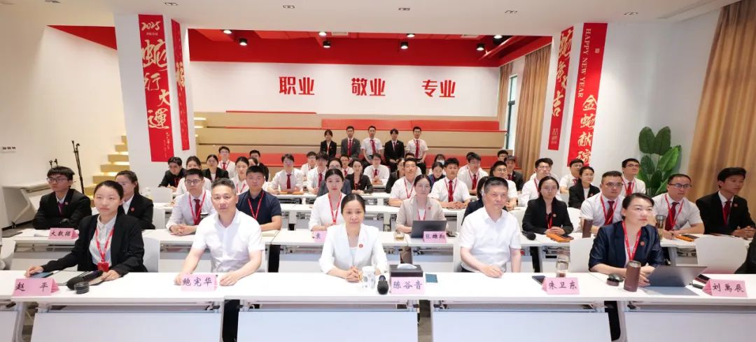 聚集大產(chǎn)業(yè)、大鏈主項目，帶動大發(fā)展！5月下旬，集團共31個優(yōu)質(zhì)投資選址項目通過評估